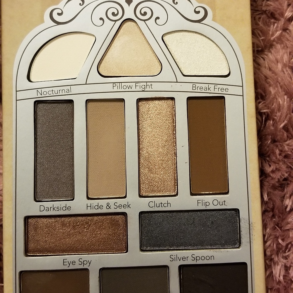 *SOLD. Nightingale Eyeshadow Palette